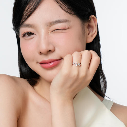 卡蒂罗/KADER 璀璨繁花情侣对戒 为爱加冕开口戒可调节素圈一对 满镶锆石森系花朵经典款表白必备 925银 商品图2