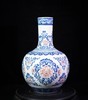 青花釉里红开窗福寿天球瓶 商品缩略图0