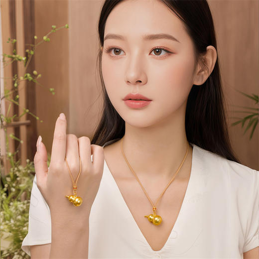 【热卖臻品】典粹葫芦吊坠 足金古法金葫芦黄金福禄挂坠男女情侣款【按克计价黄金1】MEMORA诗普琳GP289301 商品图2