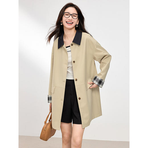 【专属特价】熙世界英伦风外套风衣女中长款2025春秋新款撞色翻领卡其色大衣 商品图5