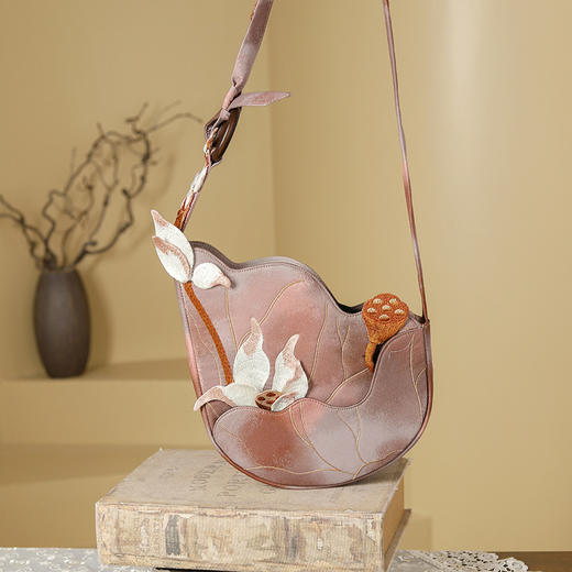 【染荷秋】绣花水饺包  古风旗袍宴会手拿包QB 商品图1