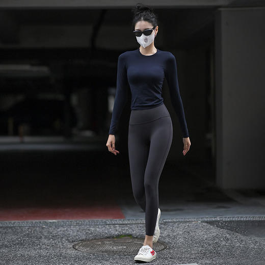 Beemen无缝一体织固定杯瑜伽服上衣秋冬季打底运动长袖 商品图5