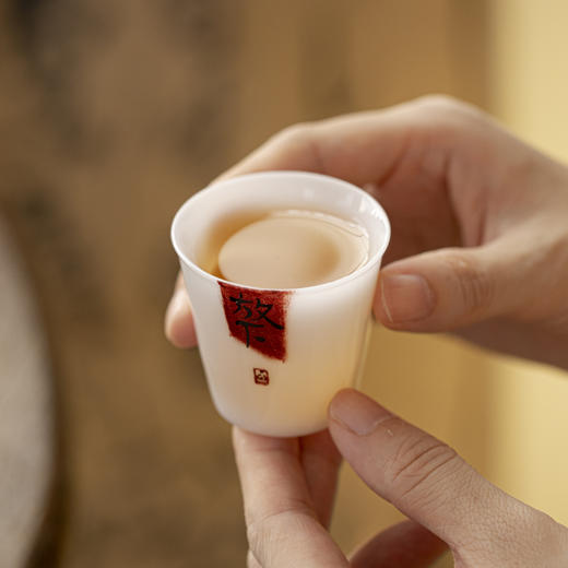 冰种玉瓷十二生肖纯手绘品茗杯 泥野手造单杯陶瓷家用办公室德化瓷都喝茶组合套装 商品图12