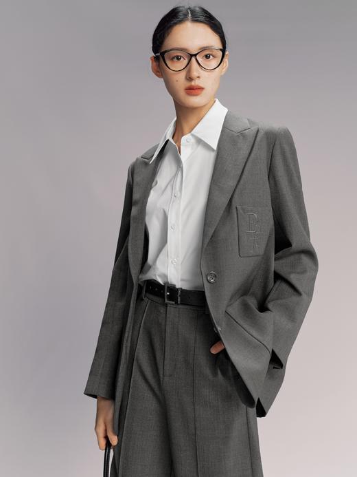 【商场同款】伊芙丽灰色通勤正肩领西装1F9110971G 商品图0