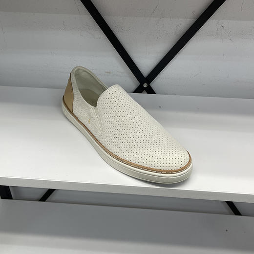 UGG 女士 Adley Perf 时尚休闲轻便透气一脚蹬休闲鞋 商品图3