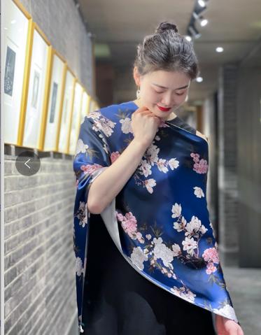 盛唐牡丹|真丝盘扣丝巾披肩 商品图0