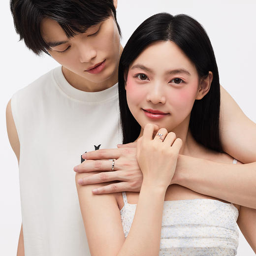 卡蒂罗/KADER 心动共舞情侣对戒 闪闪蝶舞蝶恋开口戒满镶宝石可调节 蝴蝶造型告白纪念日生日礼盒 925银 商品图4