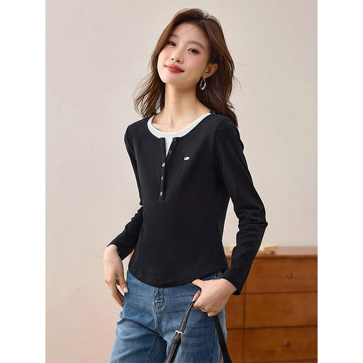 【春夏新品】熙世界熙世界法式撞色圆领假两件T恤长袖2025春秋新款长绒棉打底上衣 商品图3