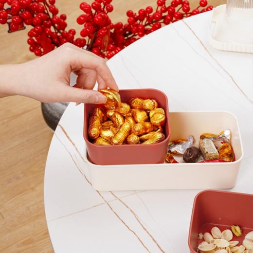 🌈【新年专享】孙小美双层懒人零食收纳盒套组：💰多懒的人才能发明出来啊这个瓜子盒🤭把懒人的心思猜透了“吃”“扔”🎈一个盒子就搞定☺️ 商品图5