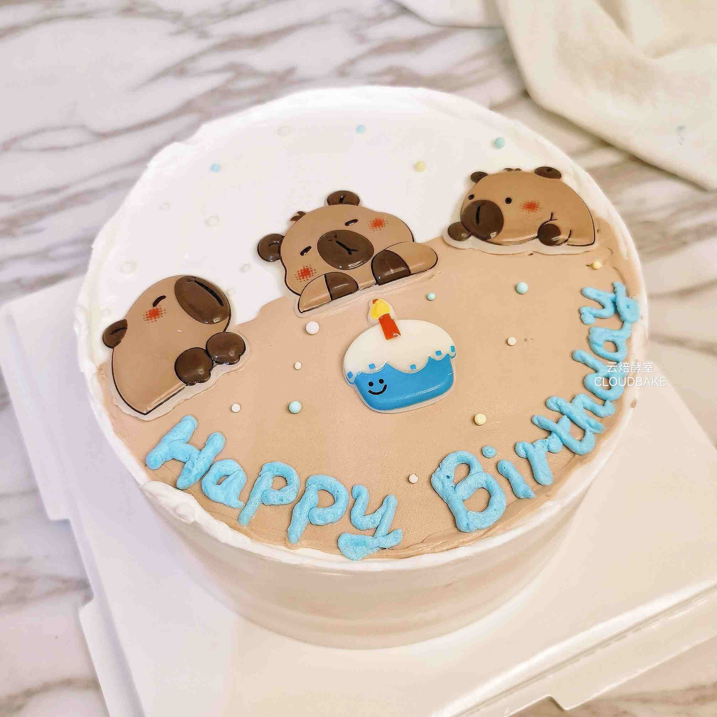 【卡皮巴拉主题蛋糕】