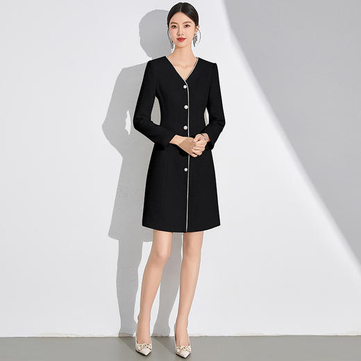 IWY/黑色连衣裙女小香风v领裙子小个子名媛通勤显瘦遮肚子小黑裙24Q611 商品图3