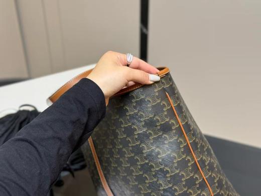 D010806开口设计大容量可满足短途旅行需求大包新款托特包 商品图10