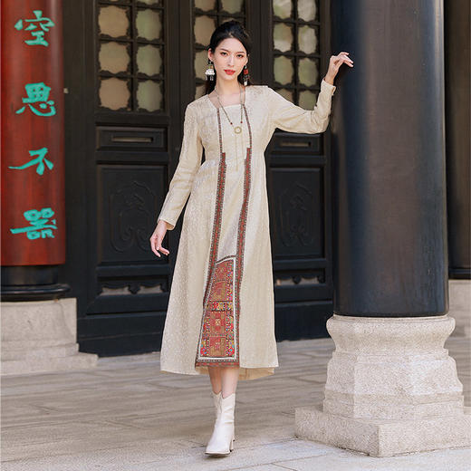 苍山负雪刺绣连衣裙 |改良款清马面裙设计 | 现货加急发 商品图3