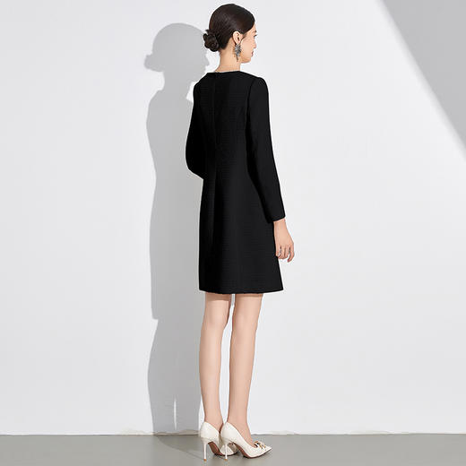 IWY/黑色连衣裙女小香风v领裙子小个子名媛通勤显瘦遮肚子小黑裙24Q611 商品图4