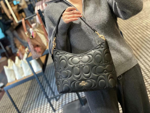 🇺🇸¥1999美国直邮Coach最新款全皮浮雕logo Laurel单肩包，流浪包，黑色 商品图4