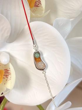 天然翡翠手链，古韵灵动转运添福