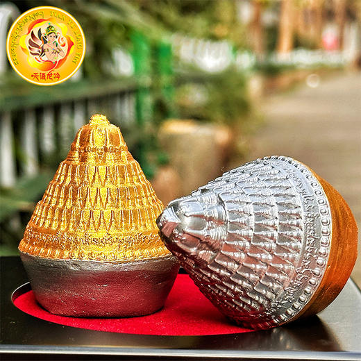 壤塘曾克如来八塔装藏舍利擦擦佛塔金刚塔金银两色擦擦高5.8cm最宽处4.8cm 商品图3