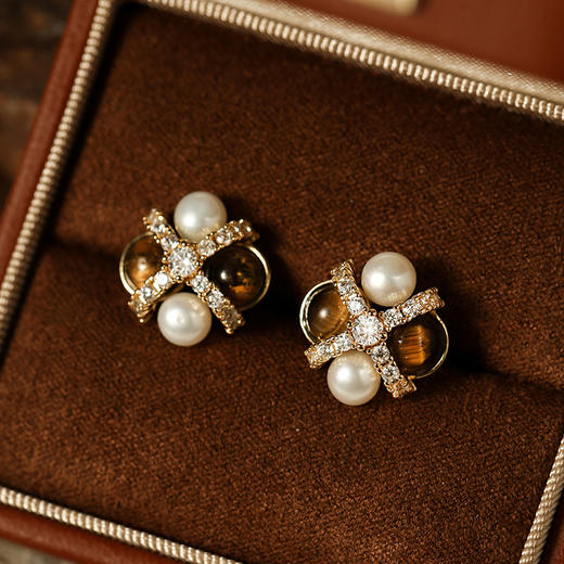 【国庆72小时发】Manreya玛芮雅 珍珠耳夹/耳钉 礼盒  | 淡水珍珠 高质感设计 礼盒礼袋包装 送礼不出错 商品图8