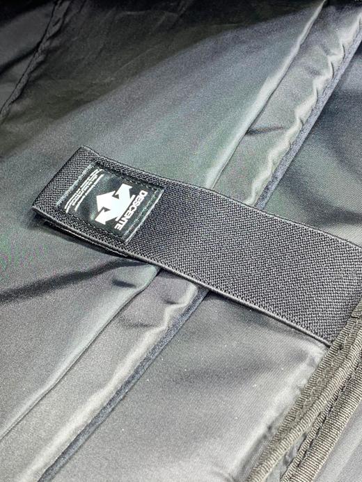 点此购买 迪桑特男女款双肩大背包 qk 308070 商品图5