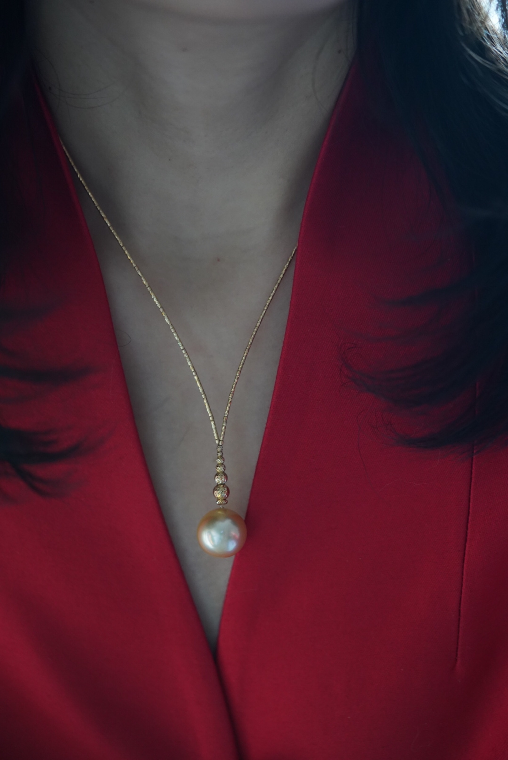 金珠吊坠「流线V型」