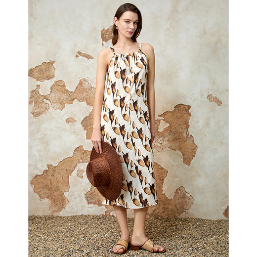 EITIE爱特爱度假风优雅宽松印花吊带连衣裙2025春季新款8107823 商品图1