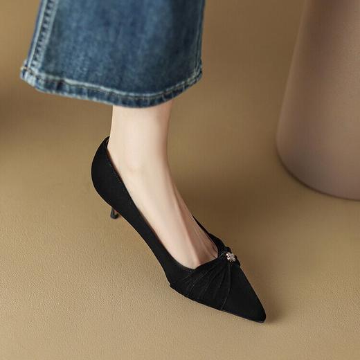 【预售5天】秀禾婚鞋酒红色细跟高跟鞋女新款春季绒面水钻伴娘单鞋YS&9191-7 商品图3