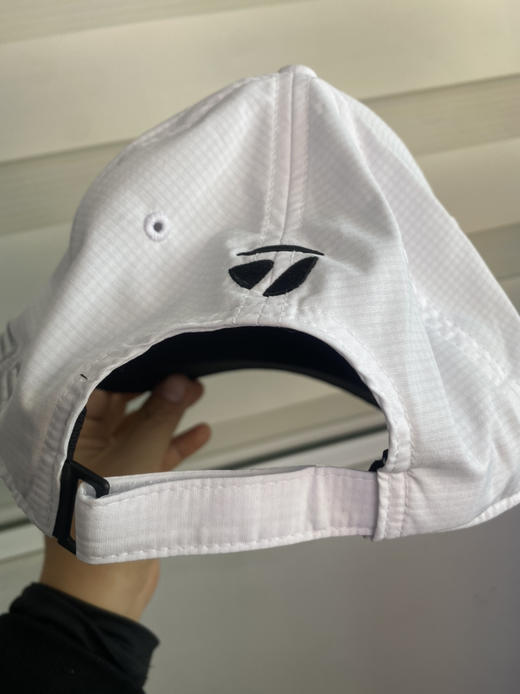 正品全新泰乐美高尔夫球帽两双可选.下单备注 商品图10