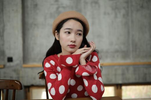 老米优品🎈福利无退换哦！老粉的亏本回馈！复古波点 提花马蹄公主袖修身款毛衣 商品图4