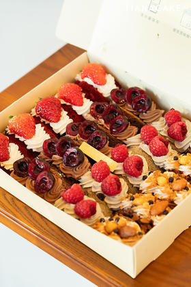 #𝗡𝗲𝘄四拼煎蛋卷（草莓椰子糖｜车厘子丝滑巧克力｜覆盆子黑马｜脆脆蒙布朗）