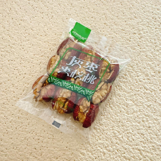 灰枣夹核桃 商品图0