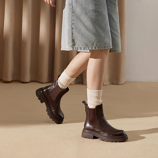 千百度手抓皮厚底切尔西靴女款百搭冬季气质加绒保暖烟筒靴短靴子A24505610 商品图2