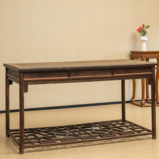 清 柞榛木圆材三屉书桌 商品图0