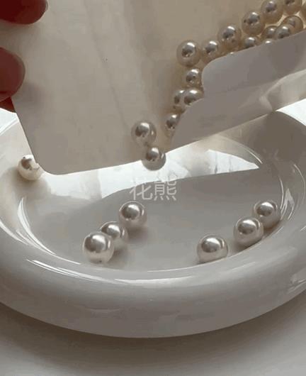 【御本木同款款戴妃项链耳钉套盒】项链+耳钉 珍珠是进口奥地利施家珍珠配件是925银镀金+优质锆石珍珠正圆无瑕 皮光清亮 温婉优雅~日常佩戴精致而不张扬，体现自信与雅致!谁戴谁好看! 商品图1