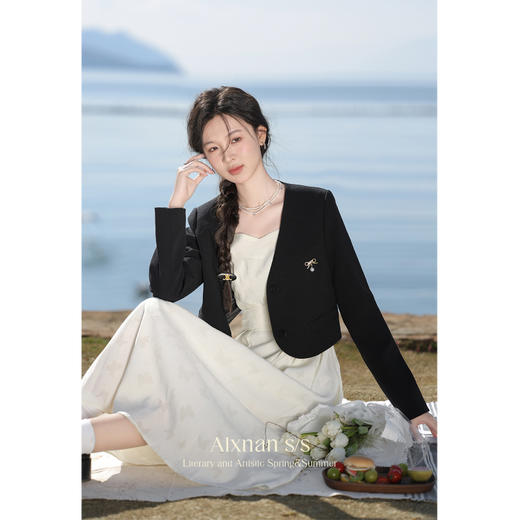 鹿向南《风吟物语》小众设计外套女简约时尚L33677SY 商品图4