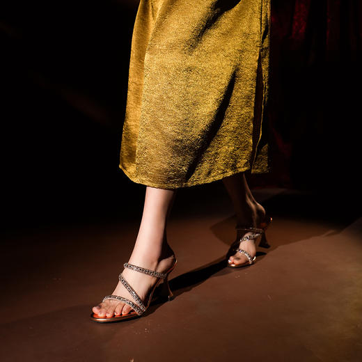 豪麟名鞋LORIBLU女鞋凉拖织物5ES7R566金色 商品图1