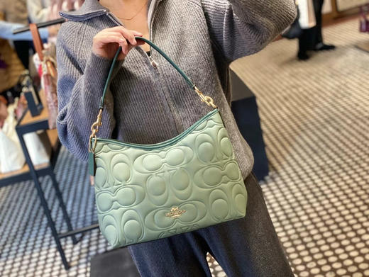 🇺🇸¥1999美国直邮Coach最新款全皮浮雕logo Laurel单肩包，流浪包，薄荷色 商品图4