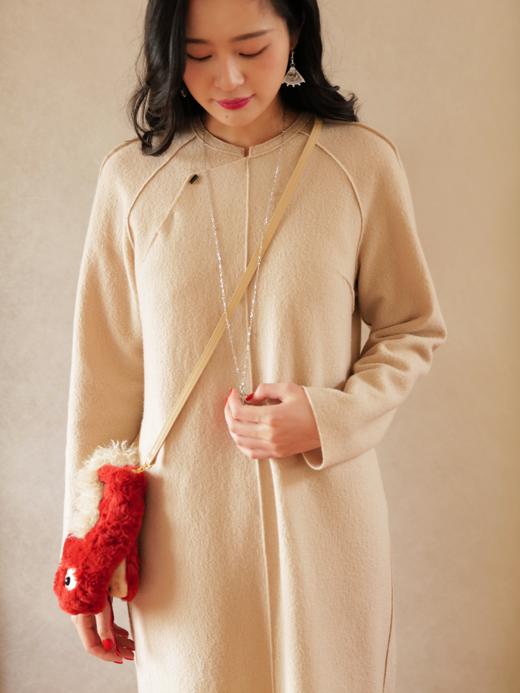 贪吃蛇 呆萌蛇口藏博古提花 软鬃磁吸扣 好兴致互动手偶斜挎包 商品图3