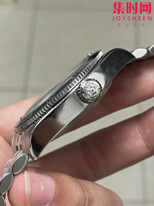 帝舵 帝陀碧湾系列 DIF碧湾三代小红盾 男士腕表 整体复古气息十分浓厚 商品图5