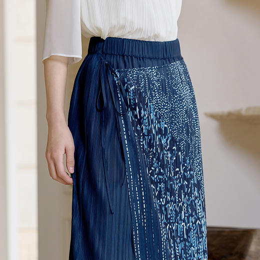 【林栖设计小店】【全弹力腰围】压褶印花裤子蓝印花纹复古优雅宽松2025春季新品阔腿裤女1951095 商品图7