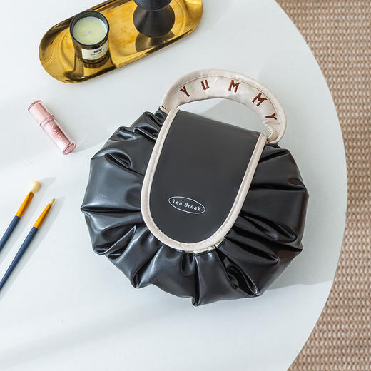 【YW】无忧购【甄选】可爱刺绣甜甜圈大容量防水便携收纳抽绳懒人化妆包AHIG34（截单后7天发货) 商品图4