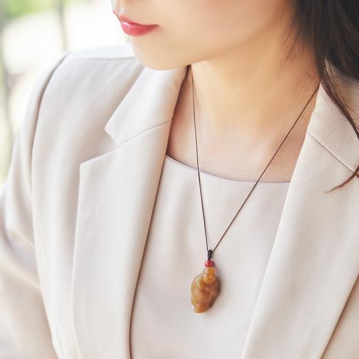 金韵兆玉财·新疆且末糖玉孤品 | 大师亲雕，一款一件，资深藏家心头好 商品图2