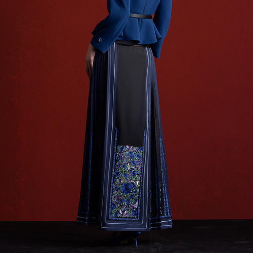 【林栖设计小店】国潮绣花改良马面裙新中式高腰显瘦2025春季新品长裙女1951040 商品图8