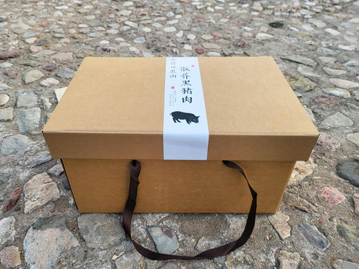 立景母乳山黑猪肉农家散养18个月现杀土猪肉前腿肉五花肉后腿肉排骨 商品图4