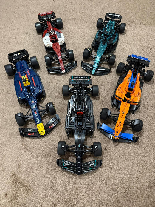 ⏰全款提奔驰❗ 乐高同款1:10大比例还原真车【梅赛德斯奔驰F1积木赛车】  某宝同款1000+，新年礼物开团到手 68.9元 ❗ 商品图9