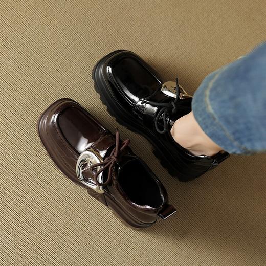 【预售5天】真皮厚底增高小皮鞋女新款爆款复古乐福鞋英伦风系带皮带扣女单鞋MQE&G144-1 商品图3