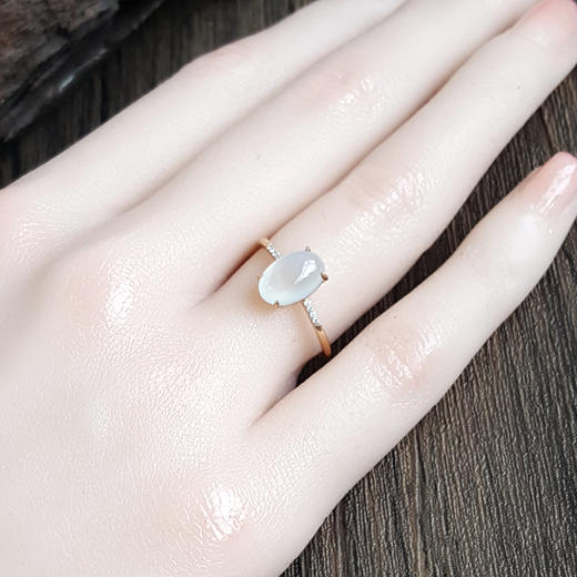 【天然正品】AU750玫瑰金镶钻镶天然冰种蛋面15号翡翠戒指041124AH11 现售价：1080(特价) 商品图6