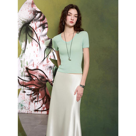 三彩2025春季新款无缝一体修身短款绵羊毛针织衫短袖套头衫S 商品图1