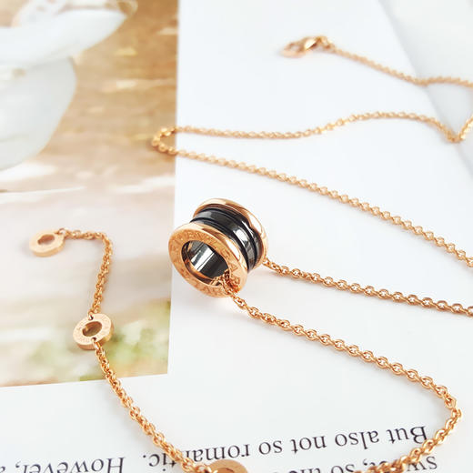 【95新】BVLGARI宝格丽B.zero1系列346083 18K玫瑰金黑陶瓷弹簧项链链长约45cm女士现售价：10500！291224TJ01 商品图2