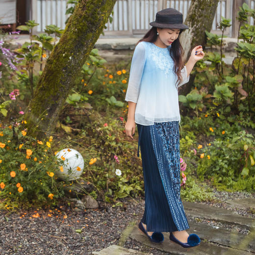 【林栖设计小店】【全弹力腰围】压褶印花裤子蓝印花纹复古优雅宽松2025春季新品阔腿裤女1951095 商品图2