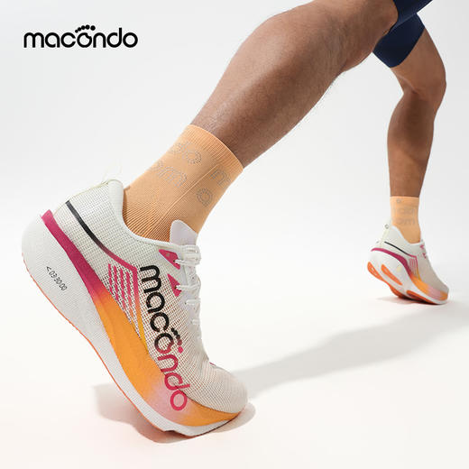 25年马孔多男女跑步进阶中筒袜  抑菌  耐磨 无骨缝合不磨脚 脚底脚面透气织法 区分左右脚【99元2双】 商品图4